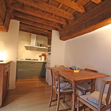 Chiavari Apartment