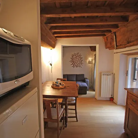 Apartment Chiavari Rome